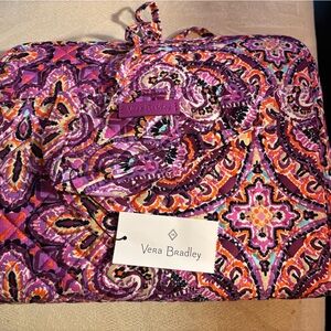 NWT Vera Bradley's Hanging Travel Organizer in Dream Tapestry Pattern